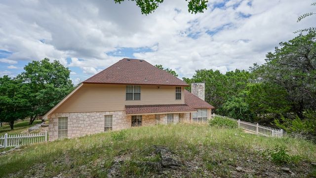 138 Lehmann Dr, Kerrville, TX 78028