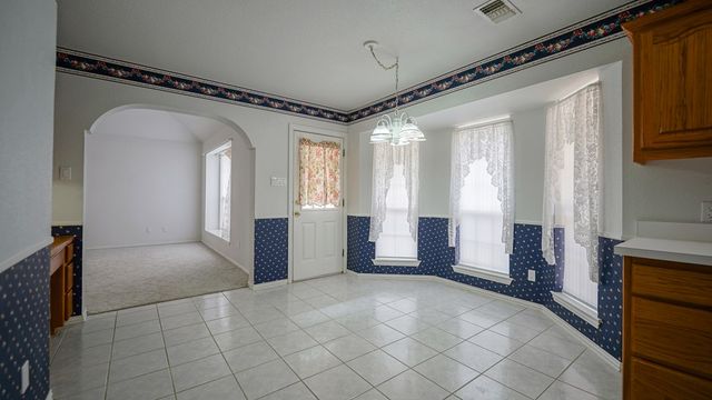 138 Lehmann Dr, Kerrville, TX 78028