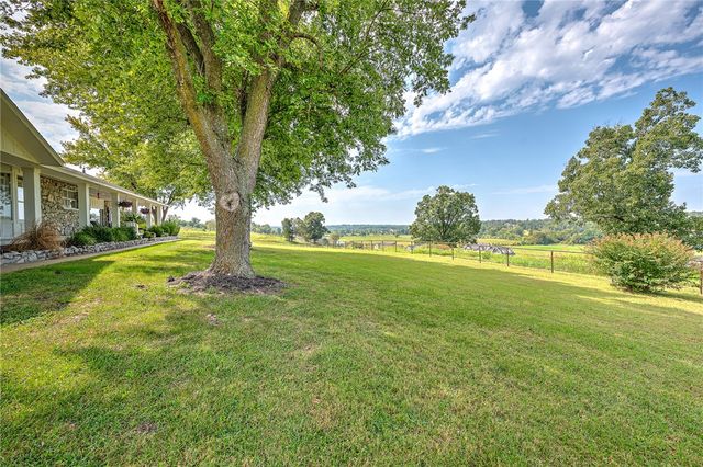 11134 Mill Dam Road, Bentonville, AR 72713