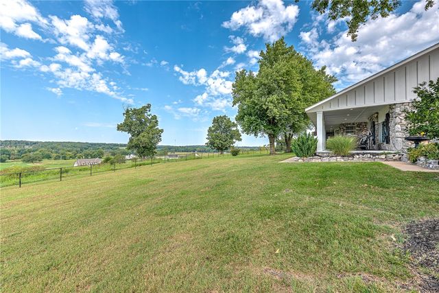 11134 Mill Dam Road, Bentonville, AR 72713