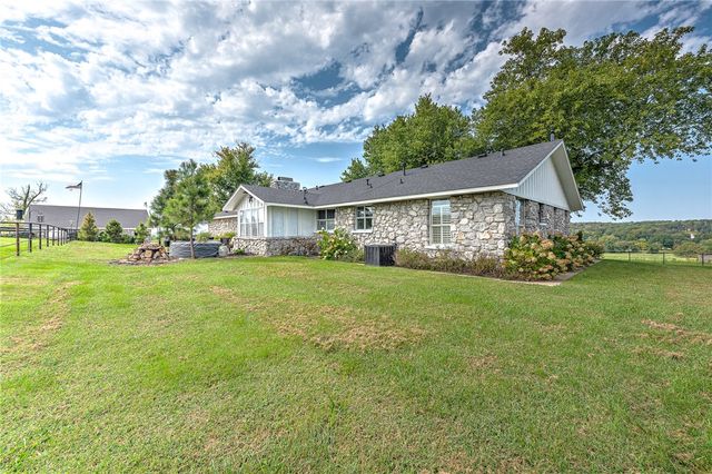 11134 Mill Dam Road, Bentonville, AR 72713