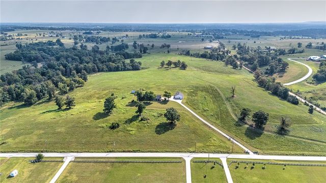 11134 Mill Dam Road, Bentonville, AR 72713