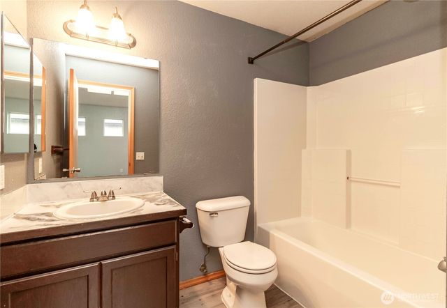 4127 Galena Street SE, Lacey, WA 98503