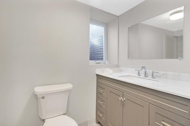 4418 65th Avenue N, Brooklyn Center, MN 55429