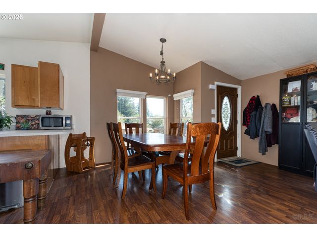 76654 HEATH Rd, Rainier, OR 97048