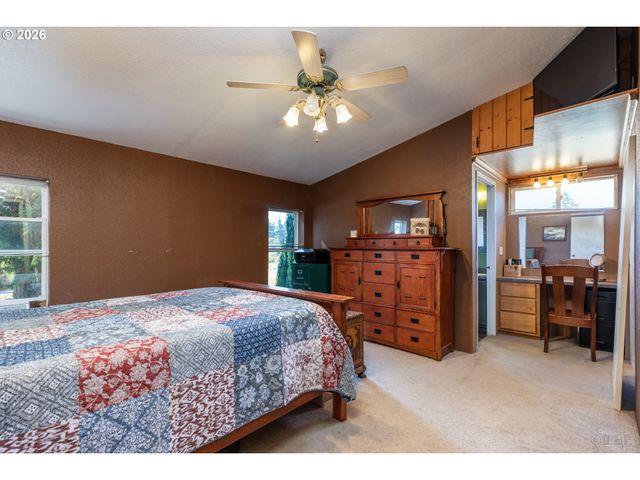 76654 HEATH Rd, Rainier, OR 97048