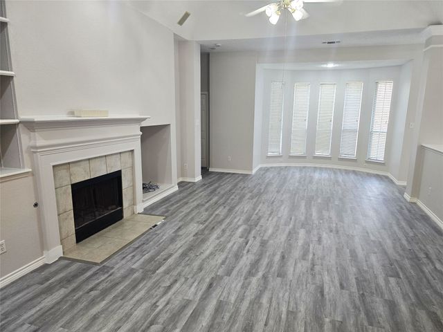 5200 White Hills Drive, Fort Worth, TX 76137