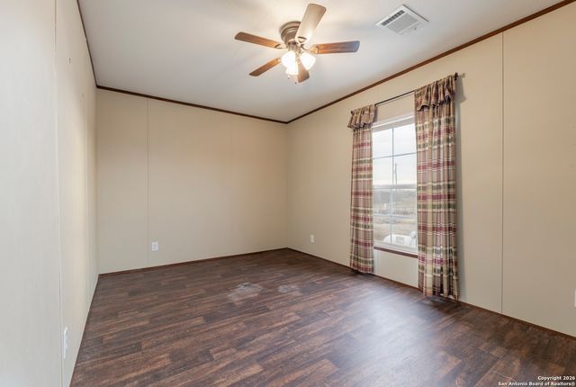 300 Private Road 2743, Moore, TX 78057