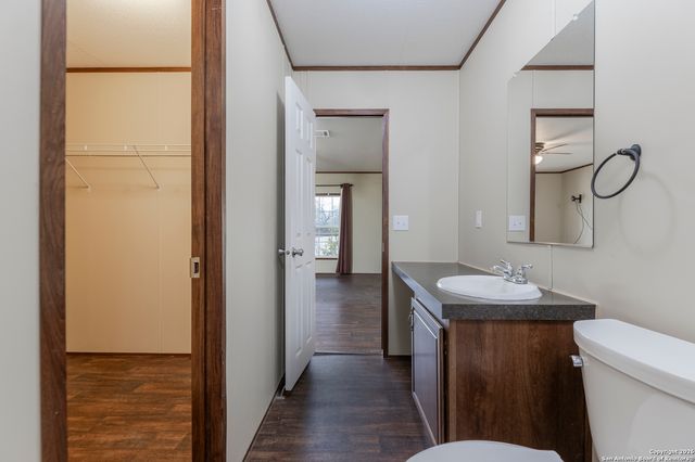 300 Private Road 2743, Moore, TX 78057