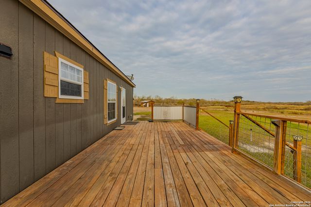 300 Private Road 2743, Moore, TX 78057