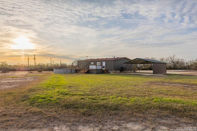 300 Private Road 2743, Moore, TX 78057