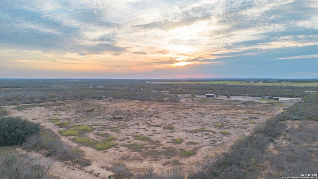 300 Private Road 2743, Moore, TX 78057