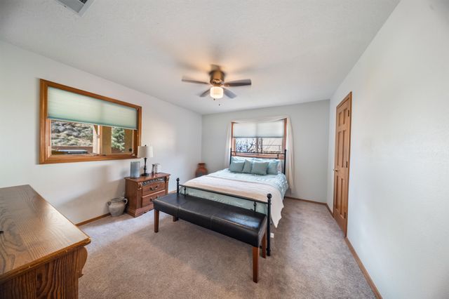 13704 Crested Butte Drive NE, Albuquerque, NM 87112