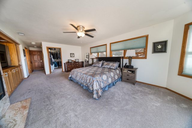 13704 Crested Butte Drive NE, Albuquerque, NM 87112