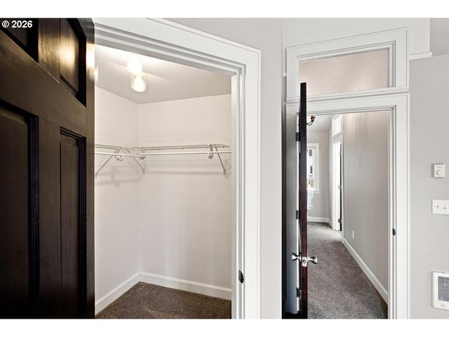 515 FULVUE Dr, Eugene, OR 97405
