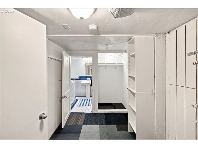 515 FULVUE Dr, Eugene, OR 97405