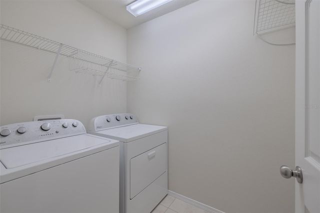 4734 WHITE SANDERLING CT COURT, Tampa, FL 33619