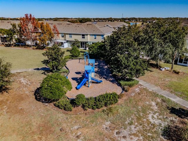 4734 WHITE SANDERLING CT COURT, Tampa, FL 33619