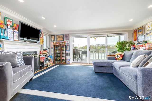 123 Harbor Drive 501, Stamford, CT 06902