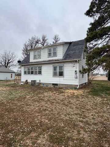 522 Mark Ave, Larned, KS 67550