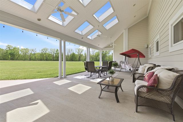 2122 Grange Road, Buchanan, MI 49107