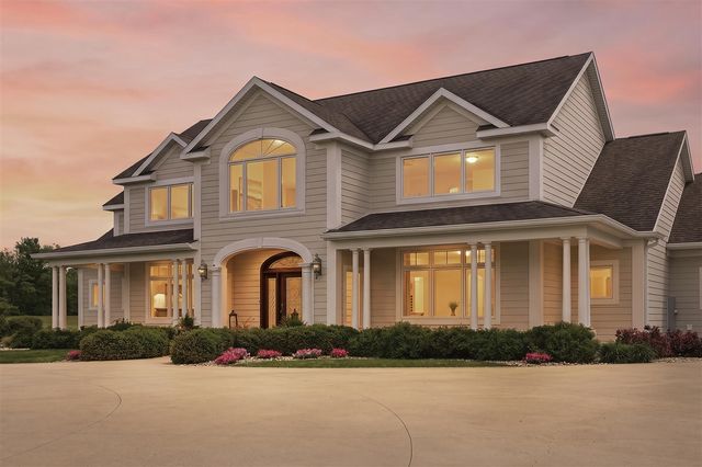 2122 Grange Road, Buchanan, MI 49107