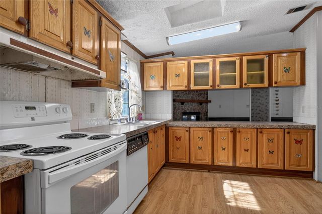 3018 LINDA DRIVE, Lakeland, FL 33810