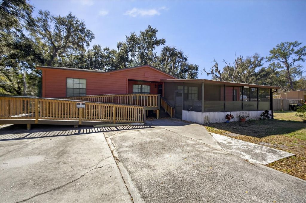 3018 LINDA DRIVE, Lakeland, FL 33810