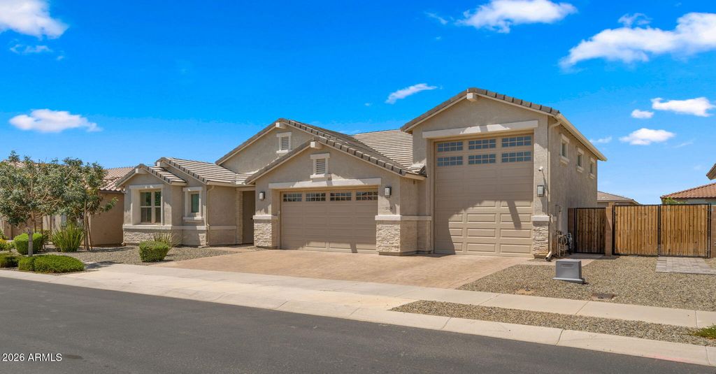 21136 E CATTLE Drive, Queen Creek, AZ 85142 — exterior