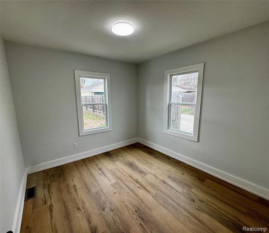 23960 Trombley Street, Clinton Township, MI 48035