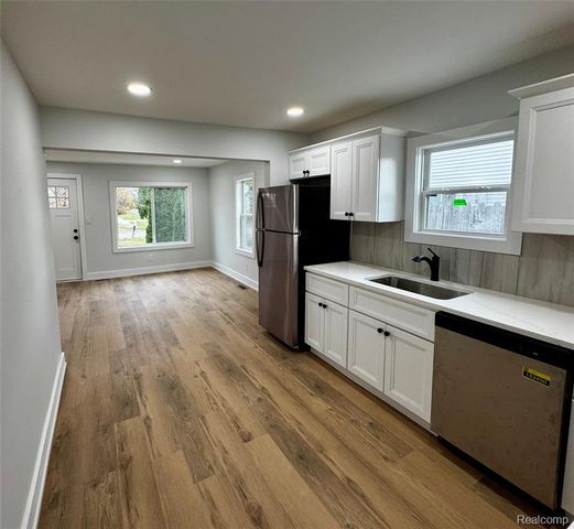 23960 Trombley Street, Clinton Township, MI 48035