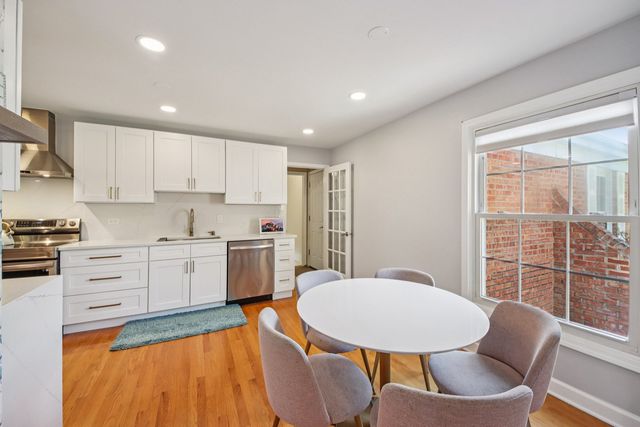 1655 Marie Lane, Glenview, IL 60025