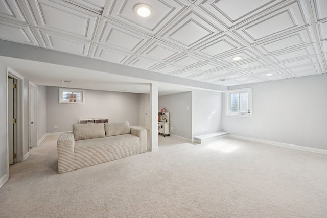 1655 Marie Lane, Glenview, IL 60025