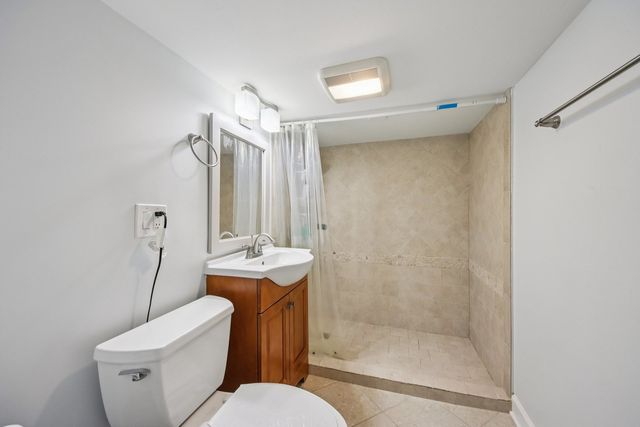 1655 Marie Lane, Glenview, IL 60025