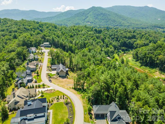 149 Riverbend Forest Drive 6, Asheville, NC 28805