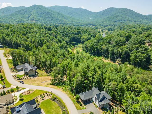 149 Riverbend Forest Drive 6, Asheville, NC 28805