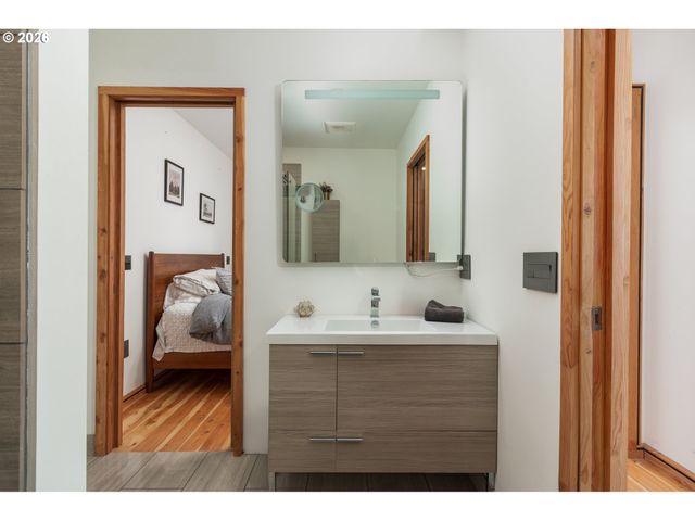 4333 Sw COAST Ave, Lincoln City, OR 97367