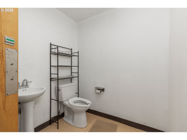 4333 Sw COAST Ave, Lincoln City, OR 97367