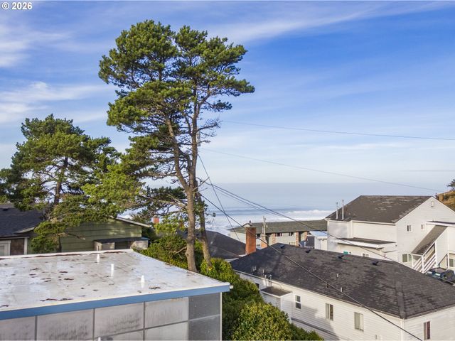 4333 Sw COAST Ave, Lincoln City, OR 97367