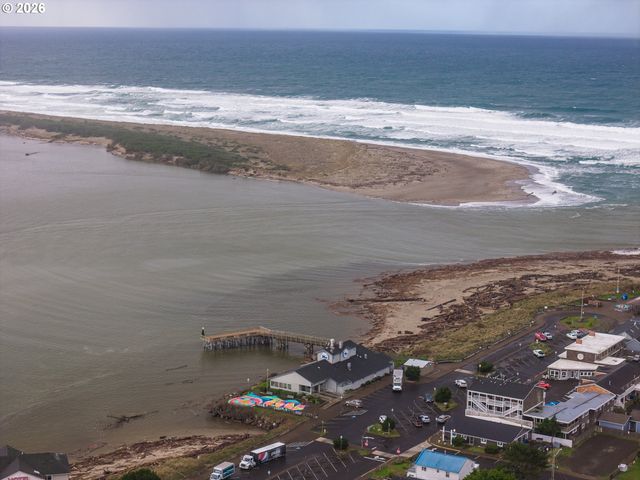 4333 Sw COAST Ave, Lincoln City, OR 97367