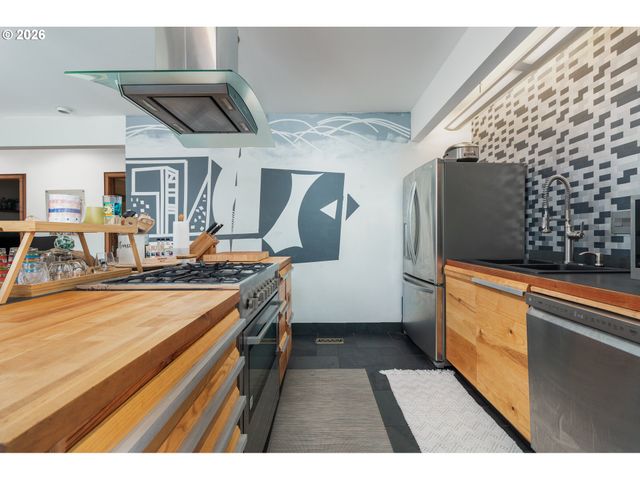 4333 Sw COAST Ave, Lincoln City, OR 97367