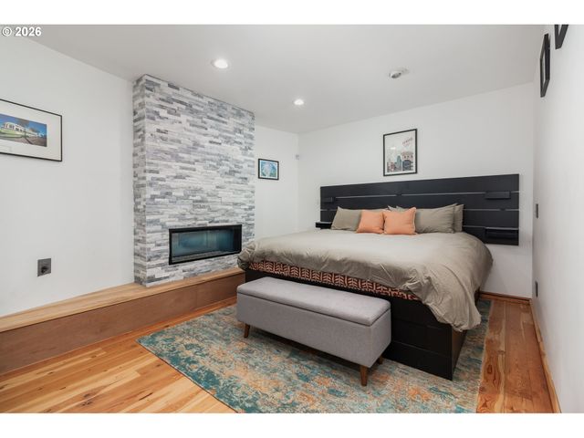 4333 Sw COAST Ave, Lincoln City, OR 97367