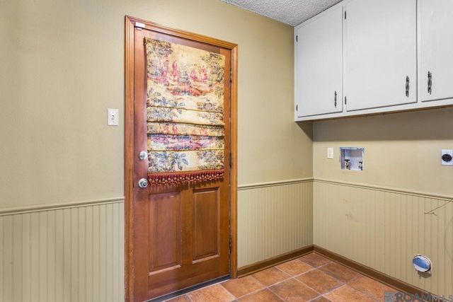 717 Tom Dr, Denham Springs, LA 70726