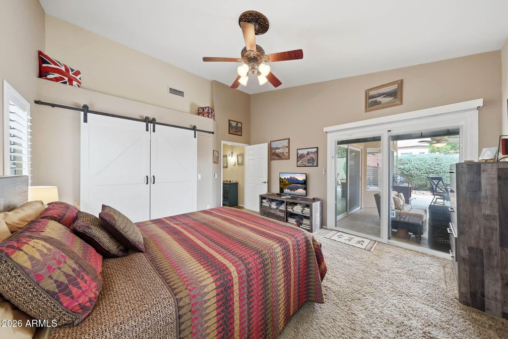 Image 29 of property listing at 6123 W FALLEN LEAF Lane, Glendale, AZ 85310