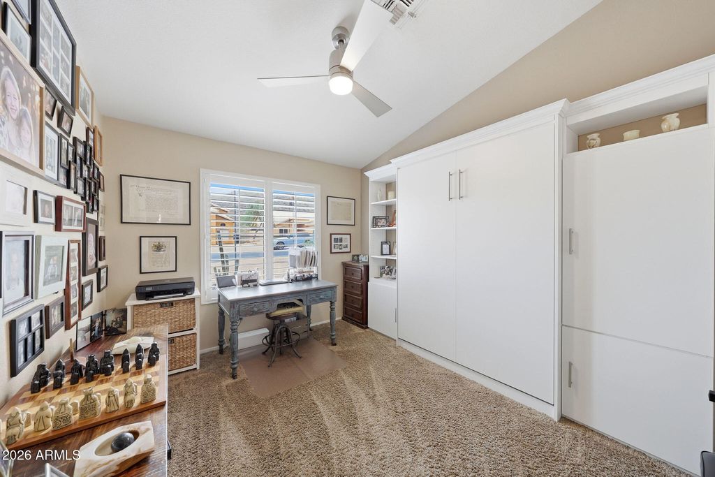 Image 34 of property listing at 6123 W FALLEN LEAF Lane, Glendale, AZ 85310