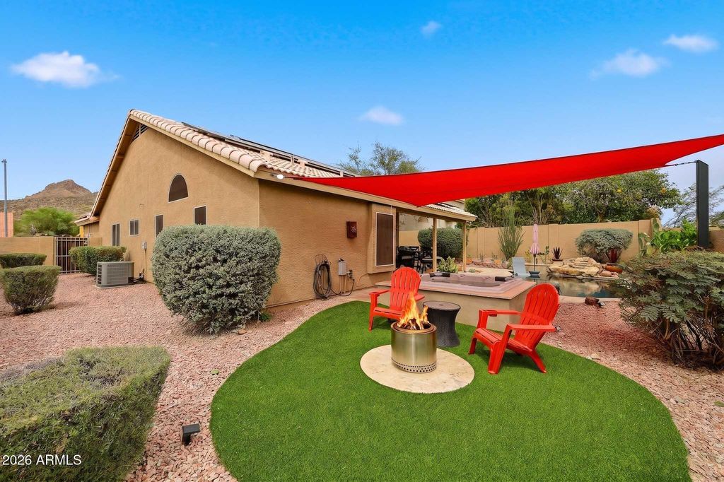 Image 46 of property listing at 6123 W FALLEN LEAF Lane, Glendale, AZ 85310