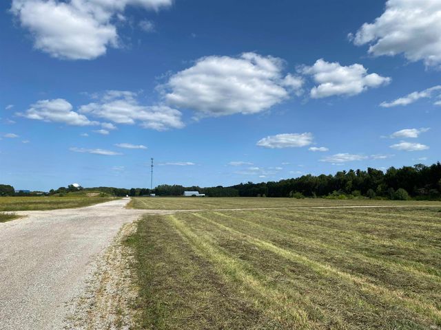 8878 Pine Road, Plymouth, IN 46563