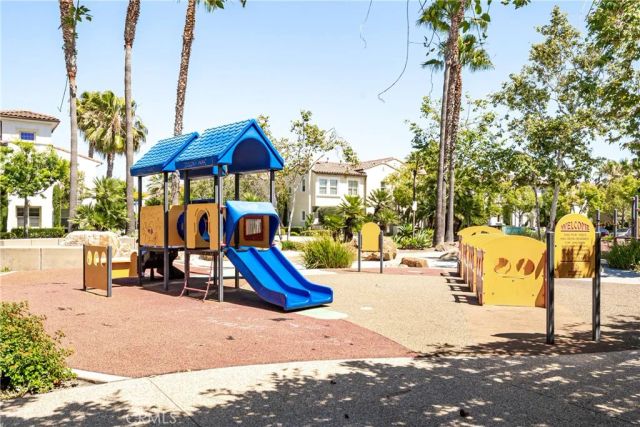 574 S Kroeger Street South, Anaheim, CA 92805