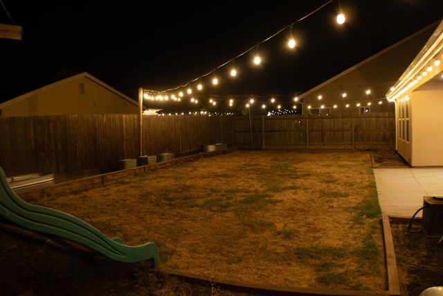 400 Pinewood Avenue, Sanger, CA 93657