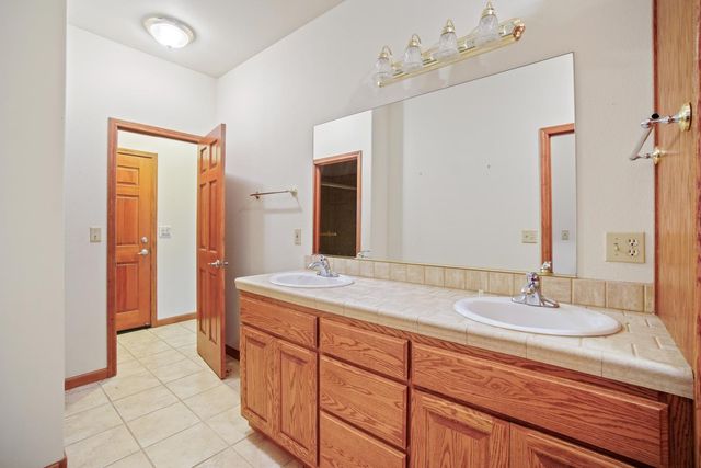 4915 Patterson Dr, Diamond Springs, CA 95619